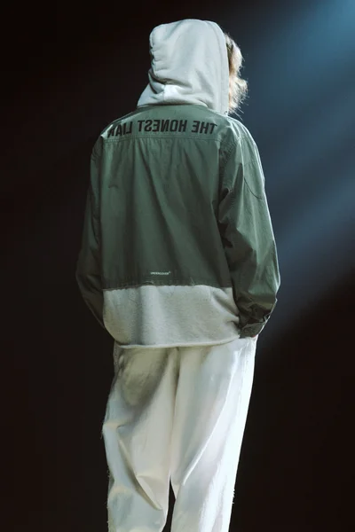 Look 1